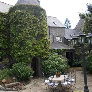 Bed & Breakfast La Tourelle 22, Quintin